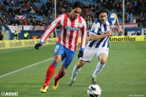 Falcao en una jugada en el Calderón