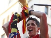 Fernando Torres con la Copa del Mundo