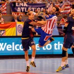 Balic lanza a portería en el Atlético de Madrid Barcelona de balonmano