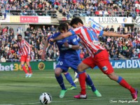 Diego Costa dribla a Valera. Getafe Atletico-