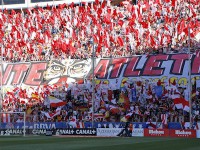 El tifo del Frente Atlético contra el Barcelona.