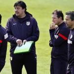 Simeone y Burgos en un entrenamiento del Atleti