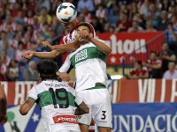 Miranda gol de cabeza al Elche