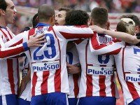 Atlético celebra gol al Madrid